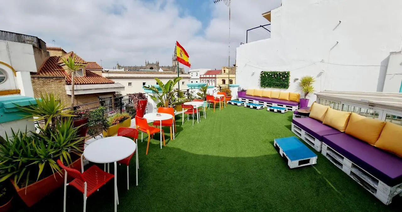 Rio Hostel Seville