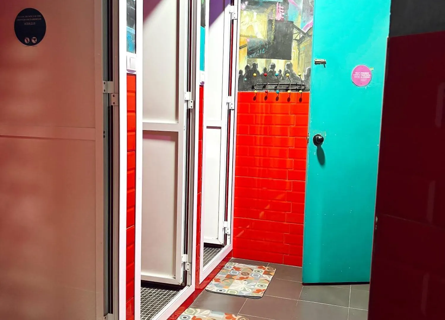 Rio Hostel Seville 0*,  Spain