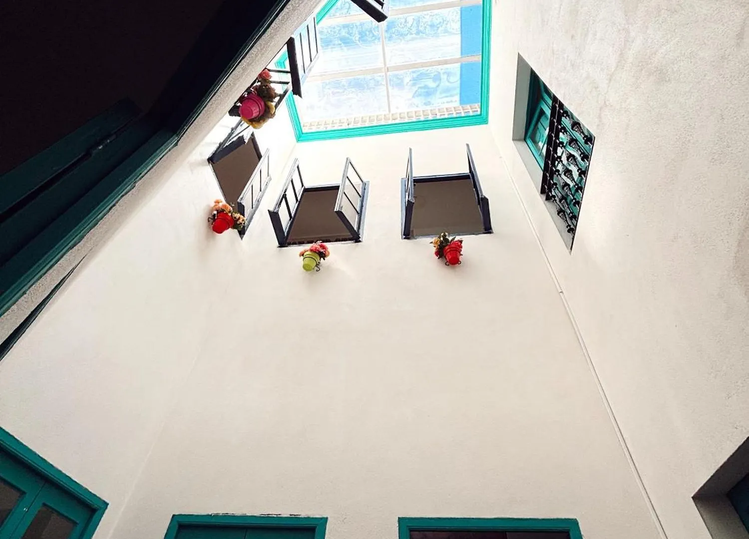 Rio Hostel Seville