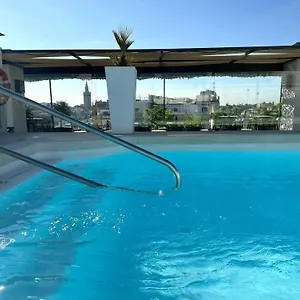 Bécquer Hotel