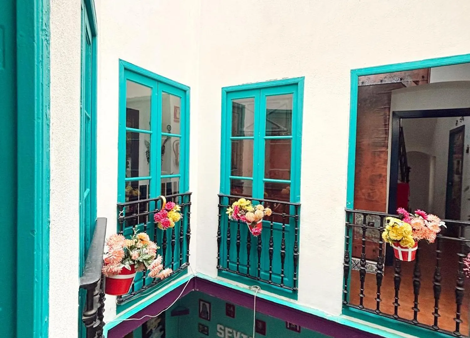 Rio Hostel إشبيلية